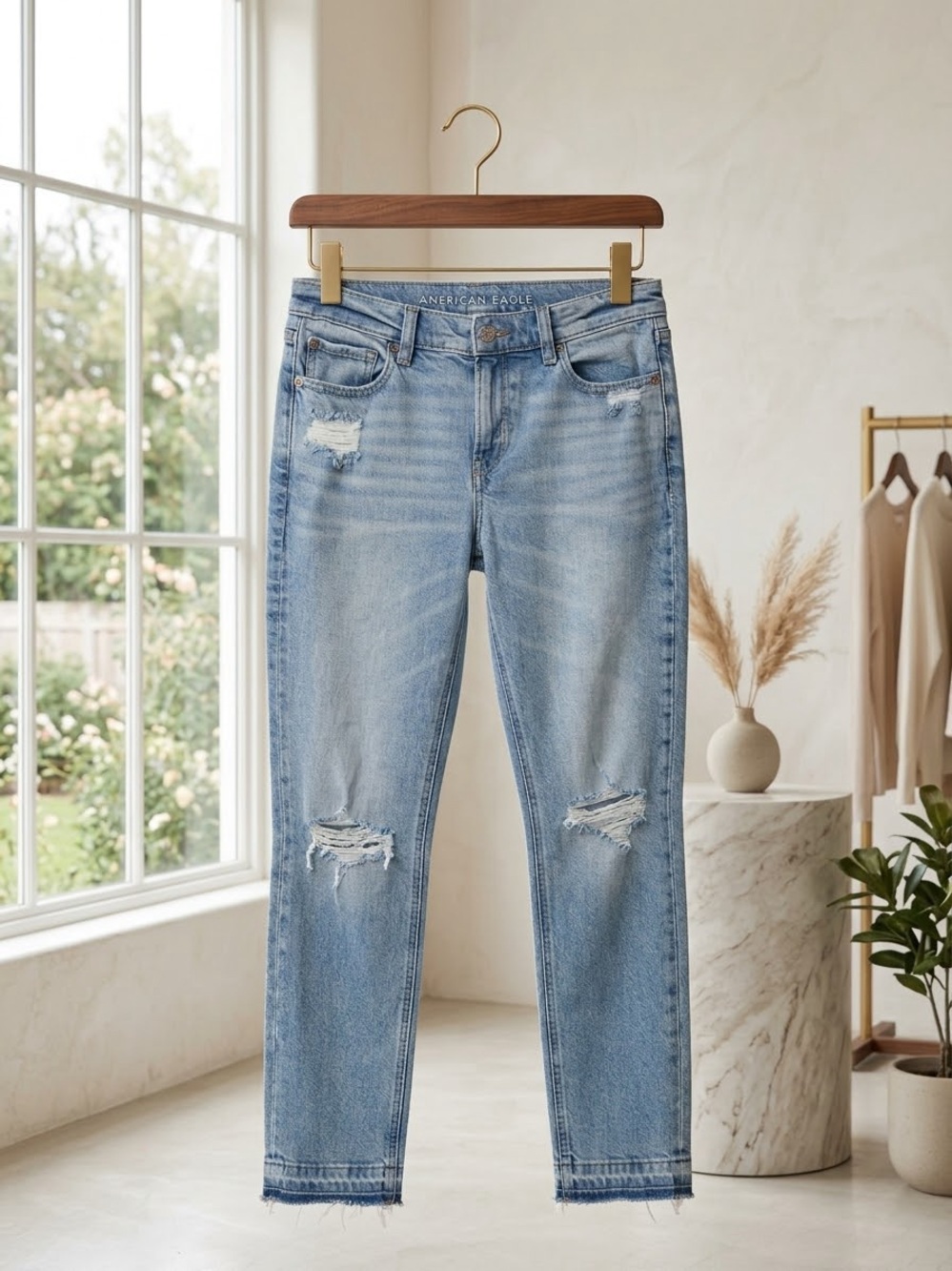 American Eagle "Ne(x)t Level" 90s Straight Tomgirl
